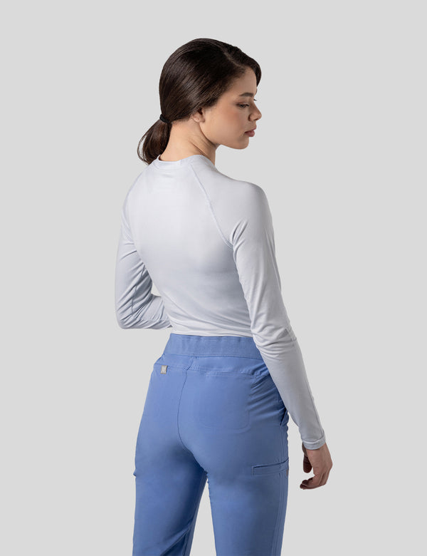 اندر سكراب بريميوم سوفت بآكمام طويلة ~ Premium-Soft Long Sleeve Under Scrub. || ANGEL BLUE MUSTWEAR