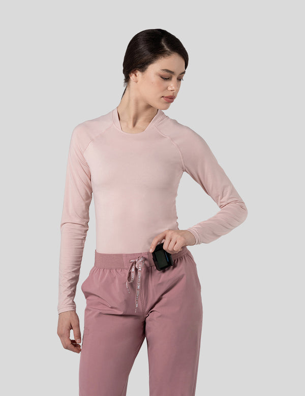 اندر سكراب بريميوم سوفت بآكمام طويلة ~ Premium-Soft Long Sleeve Under Scrub. || POWDER PINK MUSTWEAR